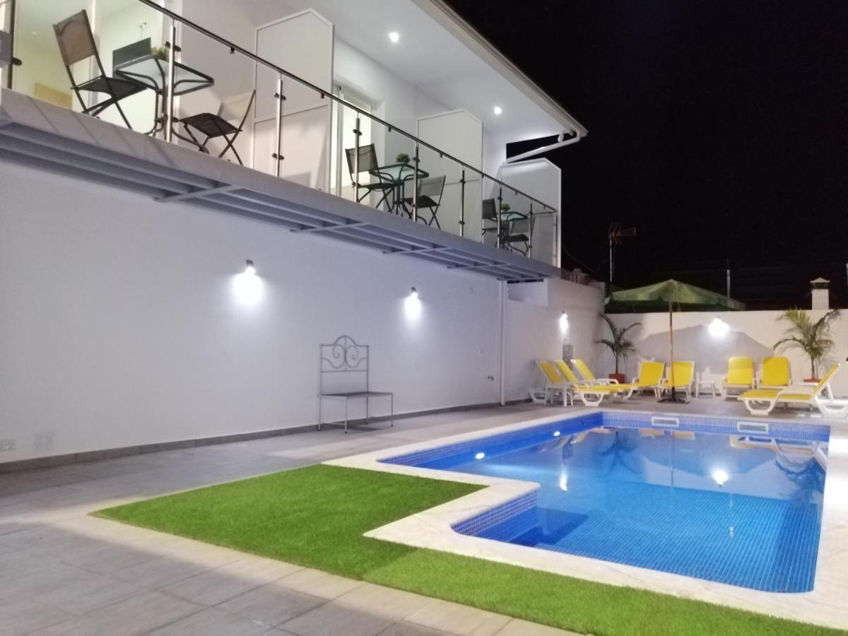 Villa Cerro E Mar 蒙卡拉帕乔 外观 照片