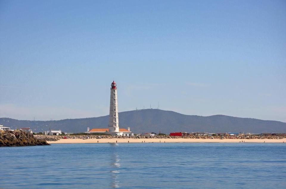 Villa Cerro E Mar 蒙卡拉帕乔 外观 照片
